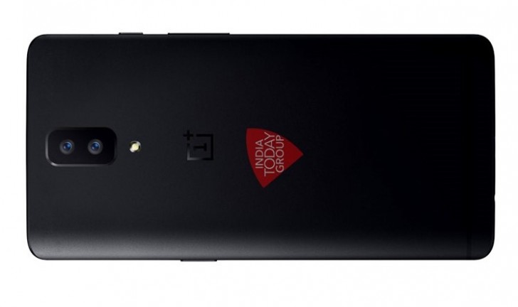 شائعه صورة تظهر لعملاق شركة وان بلس هاتف OnePlus 5 بكاميرا خلفية مزدوجة
